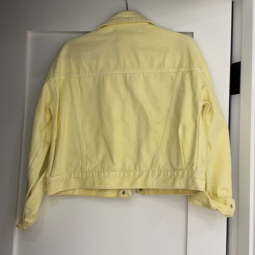 Yellow denim jacket - Picture 4 of 4